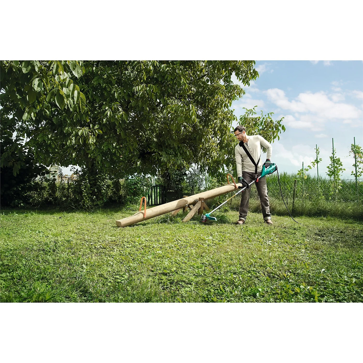 Bosch AFS 23-37 Corded Grass Trimmer 5 Bosch AFS 23-37 Corded Grass Trimmer - Image 3