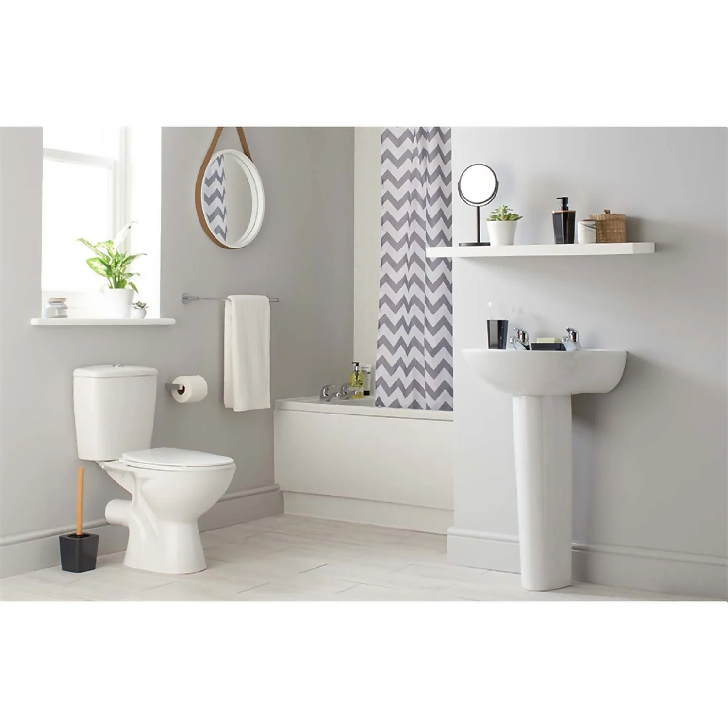 White Plant Pot - 15cm 5 White Plant Pot - 15cm - Image 3