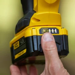 STANLEY FATMAX V20 18V Cordless Hedge Trimmer 55cm (Sfmcht855M1-Gb) -Garden Tool Store 12882306 1944843588893966