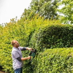Bosch 500W Advanced HedgeCut 65 Hedge Trimmer 18 Bosch 500W Advanced HedgeCut 65 Hedge Trimmer -Garden Tool Store 12885388 9174961768808000
