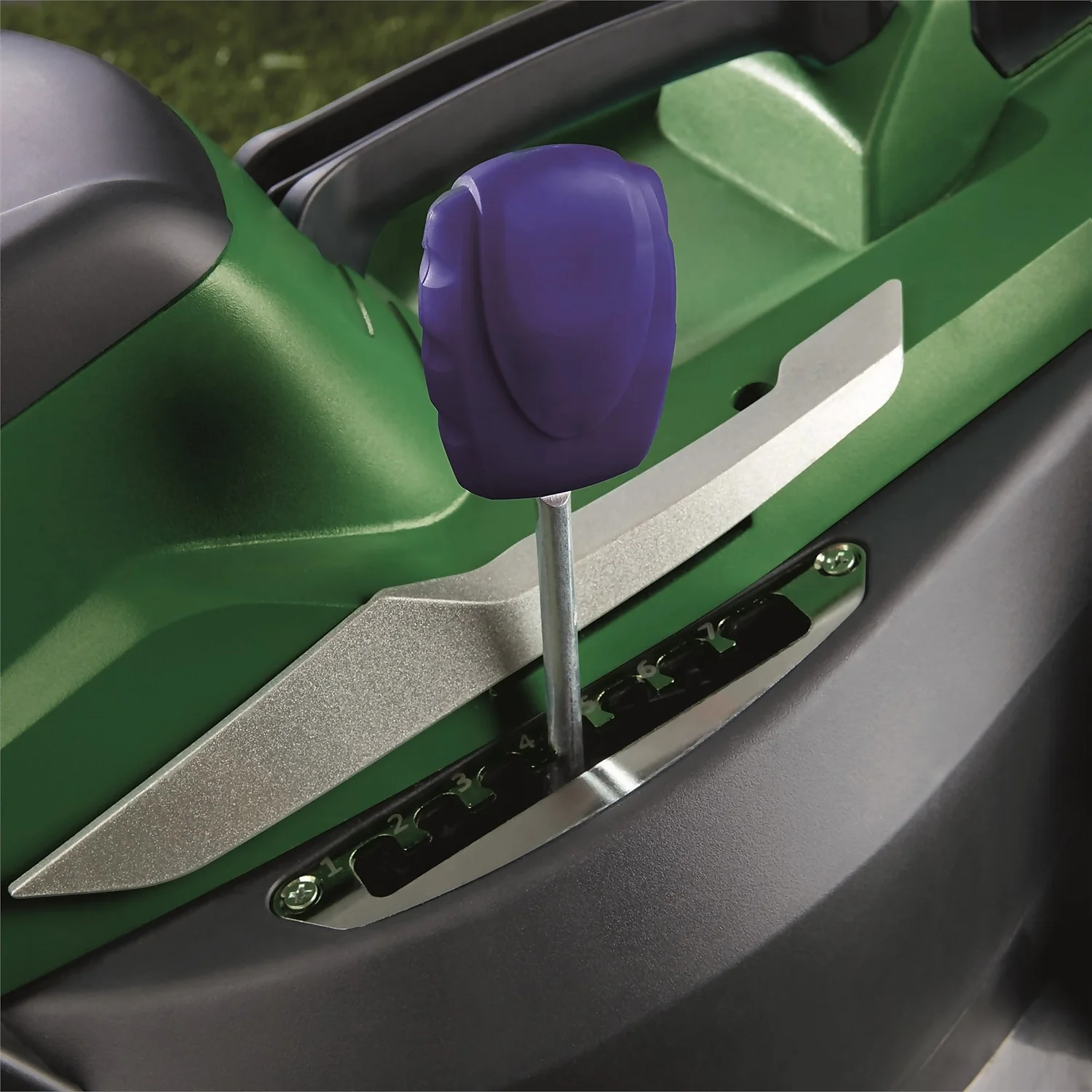 Powerbase 40V Cordless Lawn Mower - 37cm 3 Powerbase 40V Cordless Lawn Mower - 37cm