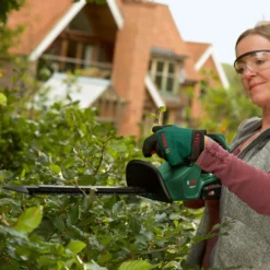 Bosch EasyHedgeCut 18-45 Hedge Trimmer -Garden Tool Store 13496928 1224961768913606