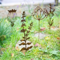 Floral Bronze Ground Stakes - 45cm (Assorted Designs) -Garden Tool Store 13981009 1965005324841214