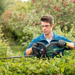 Bosch UniversalHedgeCut 18V-55 Hedge Cutter 19 Bosch UniversalHedgeCut 18V-55 Hedge Cutter -Garden Tool Store 14230139 1725023660051209