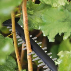 Bosch UniversalHedgeCut 18V-55 Hedge Cutter 21 Bosch UniversalHedgeCut 18V-55 Hedge Cutter -Garden Tool Store 14230139 3065023660290555